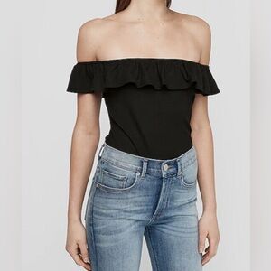 Express women ribbed ruffle off the shoulder thong bodysuit medium, Black